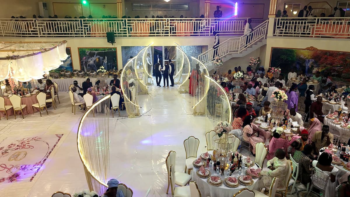Décoration de mariage au Complexe Shalome Hôtel